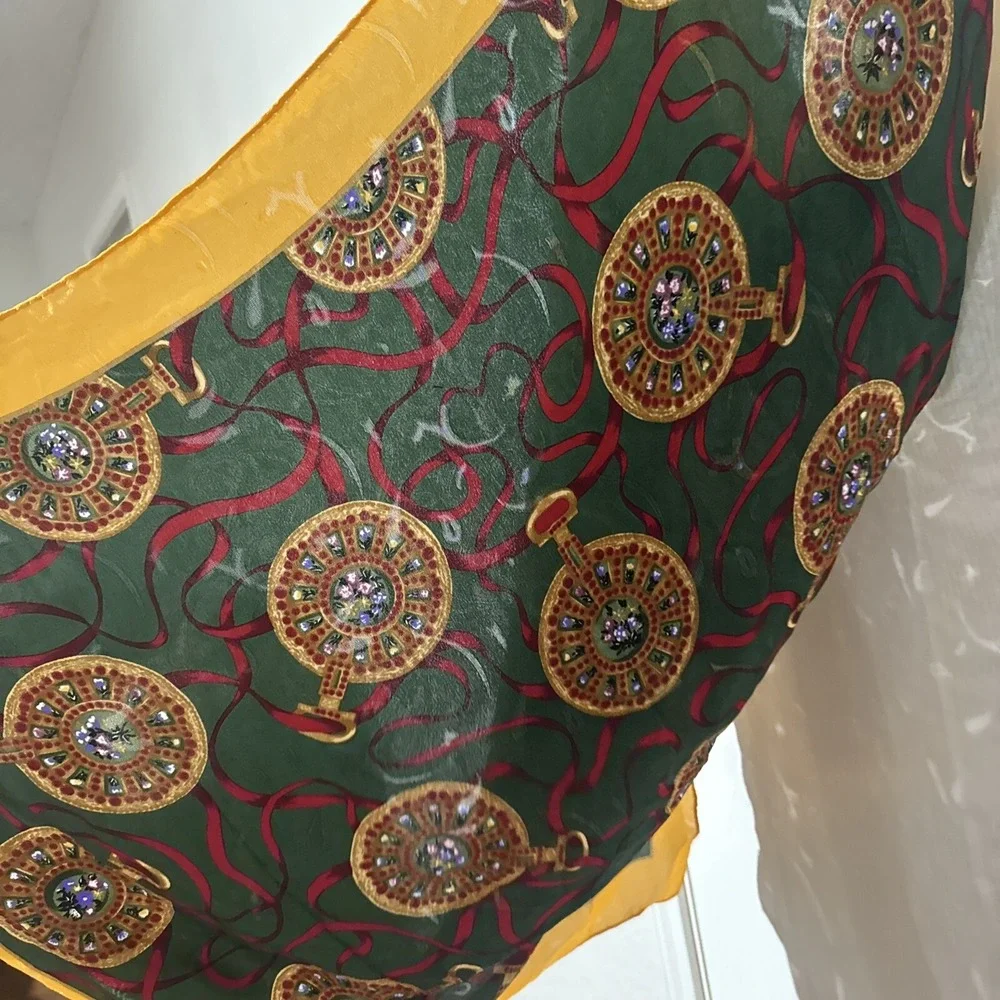nina ricci Paris Seoul Large Vintage 100% Silk Scarf Jewelry Pattern EUC Rare